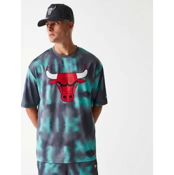 Pánské triko New Era CHICAGO BULLS NBA ALL OVER PRINT M Tmavě zelená, Červená, Bílá, Černá