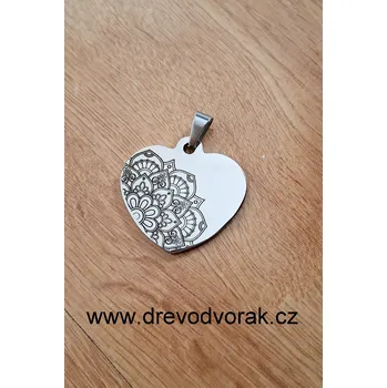 Přívěsek Přívěsek srdce z nerezové oceli s gravírováním Varianta: Vlčí máky
