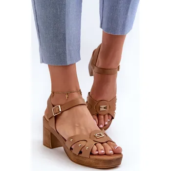 Dámské sandále Dámské sandály na podpatku z eko kůže Assames Barva: Béžová, Velikost: 40