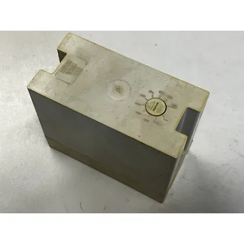 Relé VEB Časové relé WETRON WEIDA ZB01 – analogový časovač (DDR) Varianta: ZB01-120s