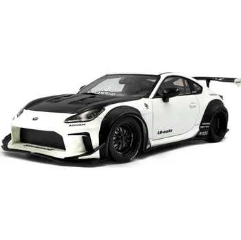 autíčko Toyota GR86 LBWK Body Kit 2024 RHD Pearl bílá 1:18 Solido