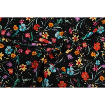 Viskózová tkanina barevné květy na černé