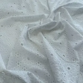 Madeira Velké kytky Bílá (E) (Kvalitní madeira, královna mezi látkami)