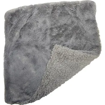 Povlak na dekorativní polštářek SMUKEE Dekorativní povlak na polštář se SHERPA materiálem 45 x 45 cm tmavě šedá 920