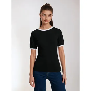 Dámské oblečení Sinsay - Bavlněné tričko - černá - 648EU-99X - 648EU-99X-M