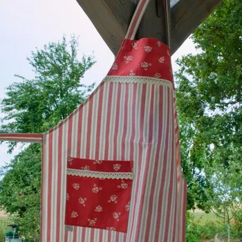 Kuchyňská zástěra Zástěra z červeného kanafasu Zástěra: Skládané pruhy a Červenka