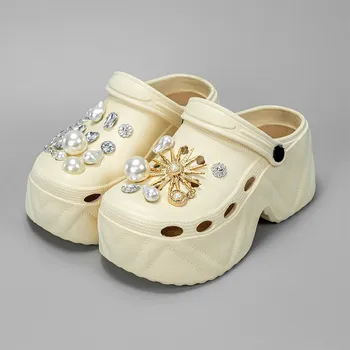 Dámská obuv Dámské pantofle s vysokou podrážkou a motivem Velikost: 36-37, Barva (Varianta): khaki 05