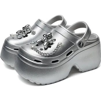 Dámské pantofle Nazouvací platformové pantofle se zdobením Velikost: 37-38, Barva (Varianta): Stříbrná