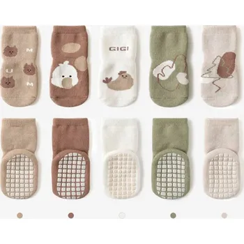 Sada 5 párů ponožek s motivem superhrdinů Velikost: S, Barva (Varianta): 5 pairs