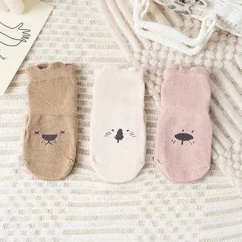 Protiskluzové ponožky s kreslenými motivy – sada 3 párů Velikost: 0-1T, Barva (Varianta): A