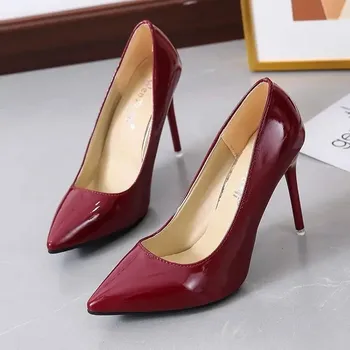 Dámské lodičky Elegantní lodičky na vysokém podpatku s úzkou špičkou Barva: Vínová, Velikost: 38