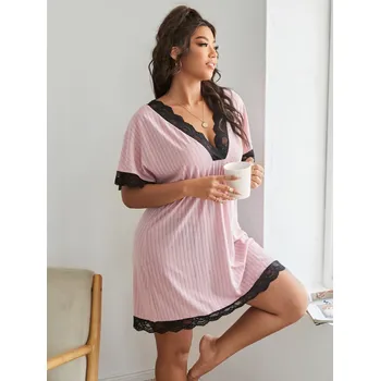 Dámská noční košile Krátká noční košilka s krajkou v nadměrných velikostech Barva: Růžová, Velikostní tabulka: 3XL