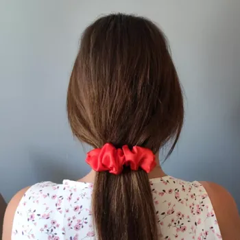 Spona do vlasů Scrunchie červená