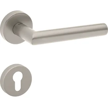 Dveřní kování TI - FAVORIT - R AP 2002 klika/klika, rozety PZ NP - Nikl perla (142)