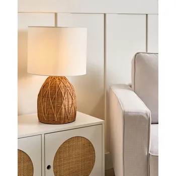 Osvětlení Stolní lampa přírodní ratanový podstavec bílé látkové stínidlo boho japandi přímořský styl obývací pokoj ložnice Beliani
