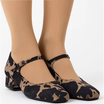 Dámské sandále Letizia Dámské lodičky s páskem z broušené kůže – zvířecí vzor Velikost: 40