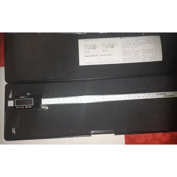 Posuvné měřítko Digitální posuvné měřítko Bernardo 300/0,01 mm (BER311006)