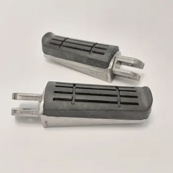 Přední stupačky na moto Yamaha FZ6, FZ1, XJ, FZS, FZR - Pravá