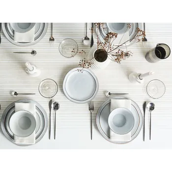 Sada nádobí 24dílná sada nádobí světle šedá kamenina kaolin ruční výroba s reaktivní glazurou servis pro 8 osob kuchyně jídelna Beliani