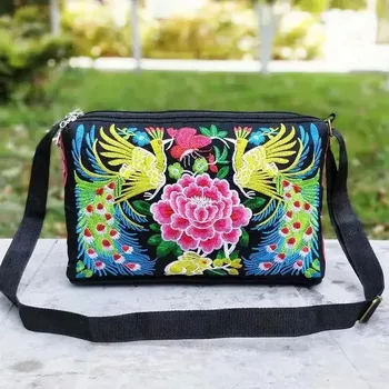 Kabelka Dámská vyšívaná crossbody kabelka květiny | kabelka, taška přes rameno - Červený , 27x9x18cm