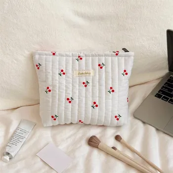 Kosmetická taška Retro třešňová taštička na makeup | kosmetická taštička, dámská taška - 25x5x18cm