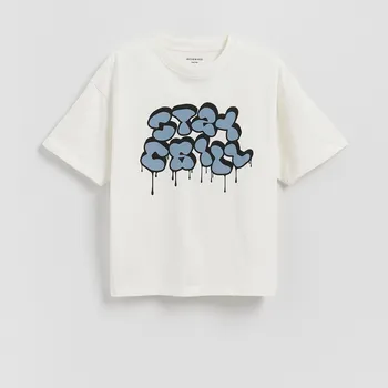 Chlapecké oblečení Reserved - Bavlněné tričko s potiskem - krémová - 098FH-01X - 098FH-01X-U15