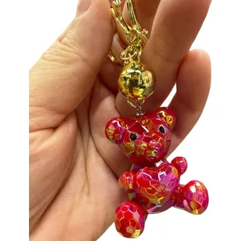 Cd Přívěsek medvídek s rolničkou - různé barvy Barva: Tmavě růžová