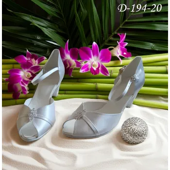 Dámské lodičky Saténové svatební boty se štrasovou aplikací - bílé Velikost obuvi: 34