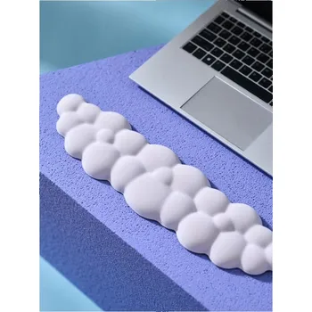 Podložka pod myš Sinsay - Podložka pod zápěstí - bílá - 143ET-00X - 143ET-00X-ONE