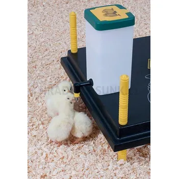 napáječka pro hospodářská zvířata Niplová napáječka pro kuřata a drůbež PENDO závěsná 1 ltr.