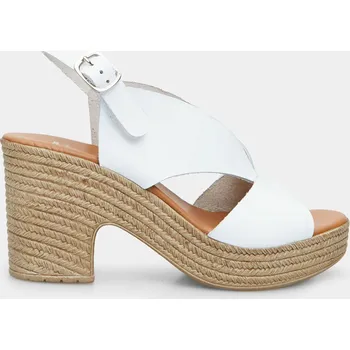 Dámské sandále Baťa dámské kožené sandály na vysoké platformě s podpatkem bílé, vel. 40