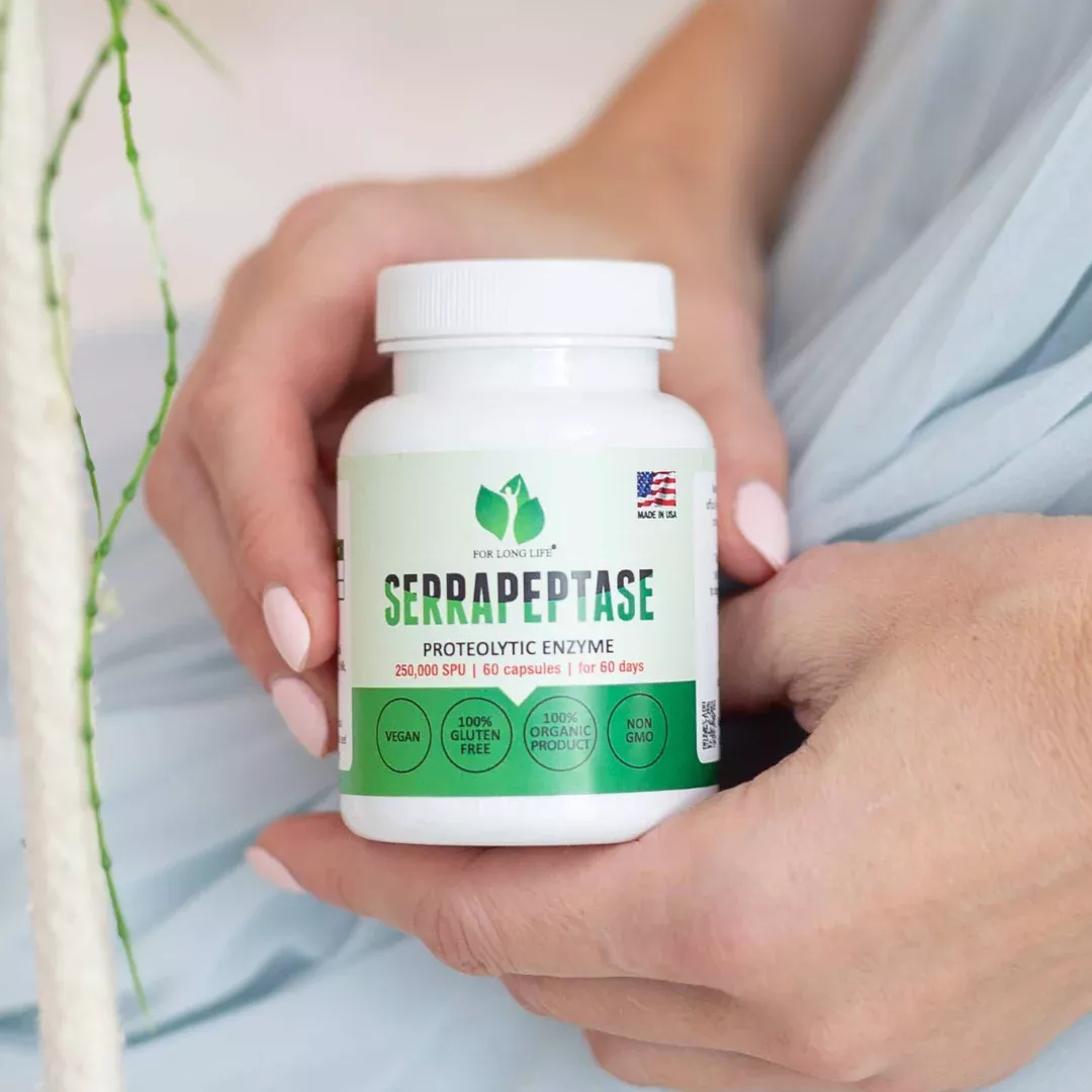SERRAPEPTÁZA 250000 SPU (v 1 kapsli) vysoká účinnost bez plnidel 60 kapslí 60 dní
