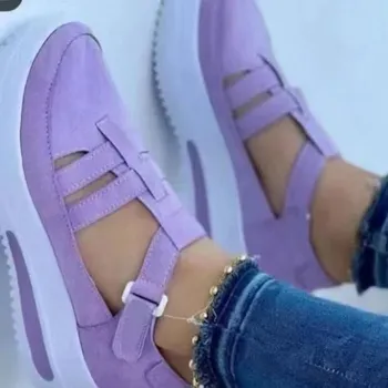 Dámské tenisky Dámské vulkanizované tenisky s lehkou podrážkou Barva: Fialová, Velikost: 35