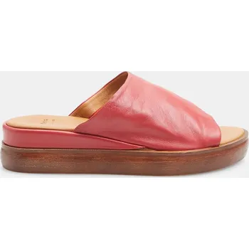 Dámské sandále Baťa dámské kožené pantofle červené, vel. 36