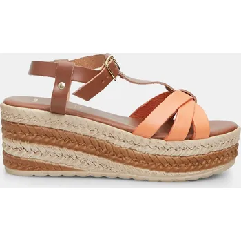 Dámské sandále Baťa dámské t-bar sandály na klínku hnědé, vel. 39