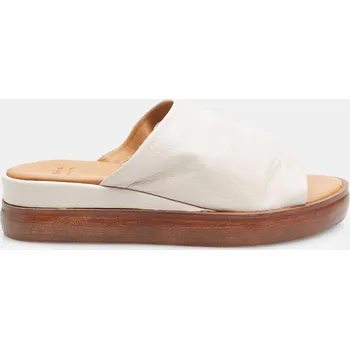 Dámské sandále Baťa dámské letní kožené bílé pantofle na klínku , vel. 37