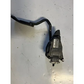Pedál plynu s elektonickým modulem VW Sharan 7M3721603B