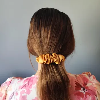 Spona do vlasů Scrunchie zlatá