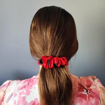 Spona do vlasů Scrunchie beruška