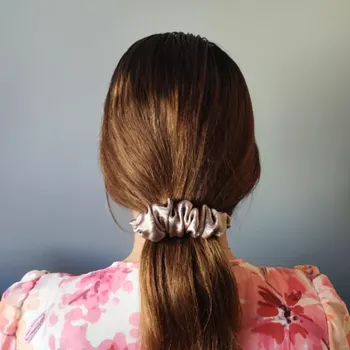Spona do vlasů Scrunchie béžová Dion