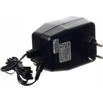 AC ADAPTÉR 18V/670mA