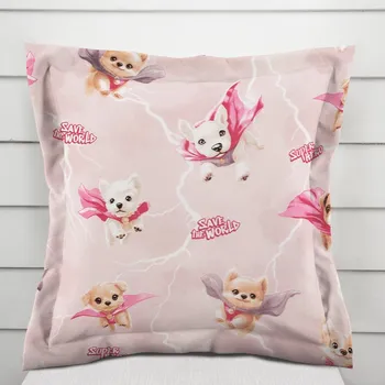 Povlak na polštářek Dětský bavlněný povlak na polštář s lemem Sandra SA-650 Psí superhrdinové na starorůžovém 50 x 50 cm