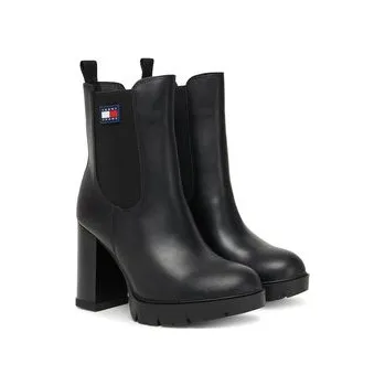 Dámská obuv Tommy Jeans Polokozačky Tjw EN0EN02831 Černá 38