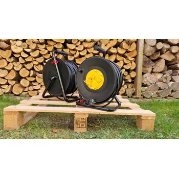 Napájecí kabel Prodlužovací Kabel bubnový Rum-Lux 50 m 4 ks černý