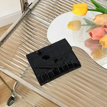 Peněženka Elegantní dámská peněženka s laserovým vzorem | malá peněženka, koženková peněženka - 1-Černá