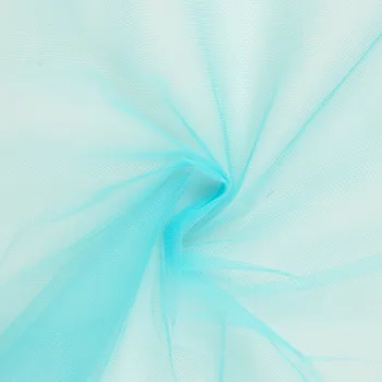 Tyl v modré barvě 210621.4091