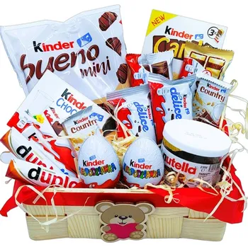 Dárkový potravinový koš KINDER Box Sada Dárek k narozeninám, ke Dni matek, balíček 18