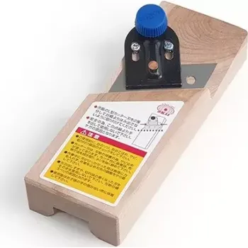 Ruční hoblík Japonský hoblík SK11 na sádrokarton