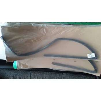 Těsnění karosérie Originální díl Škoda těsnění skla předních levých dveří Škoda Felicia 6U0837431