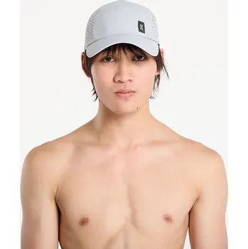 Kšiltovka On Running 301.01769 bílá uni